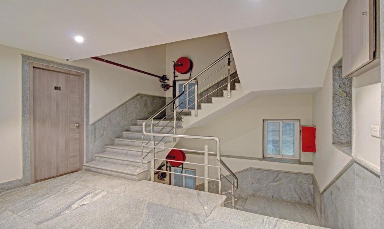 Treebo Asl Prime, Near Ballygunge Railway Station Колката Екстериор снимка